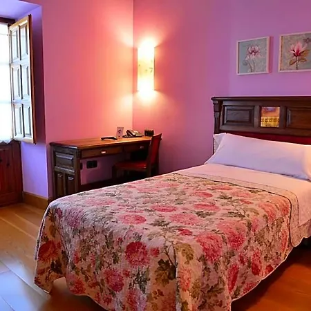 Ferrera Rural Fogadó 4*